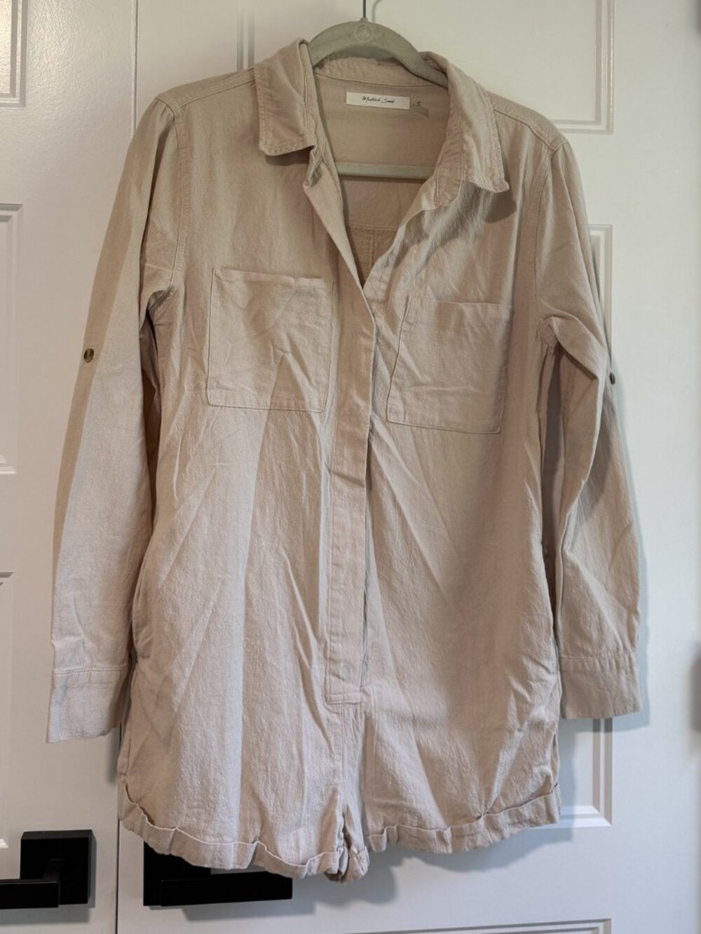 Mustard Seed Women's Size S Tan Long Sleeve Button Up Romper